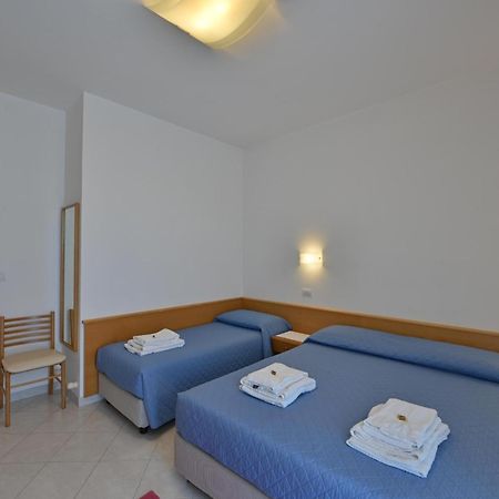 Residence Mariavittoria Lido di Jesolo Esterno foto