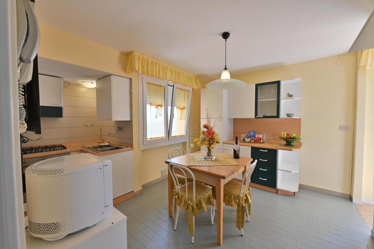 Residence Mariavittoria Lido di Jesolo Esterno foto