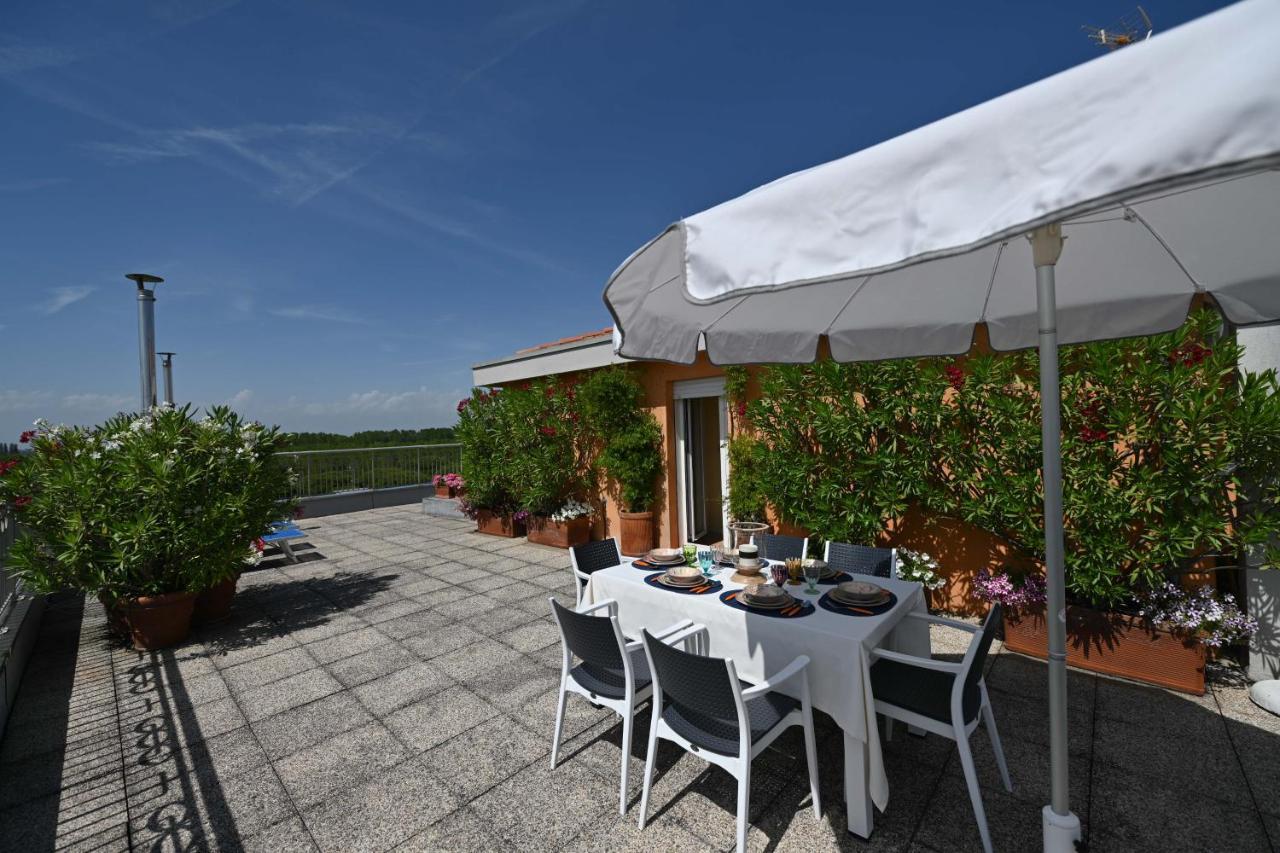 Residence Mariavittoria Lido di Jesolo Esterno foto