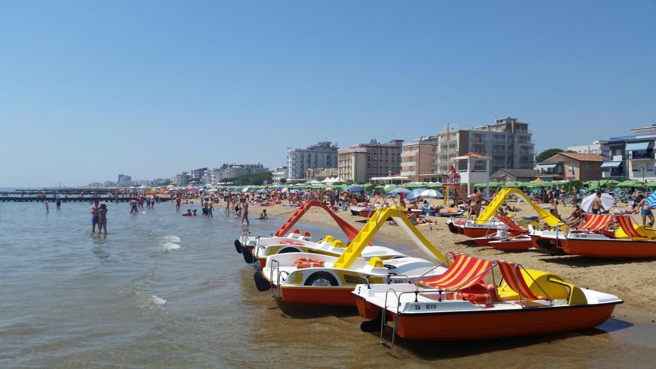 Residence Mariavittoria Lido di Jesolo Esterno foto