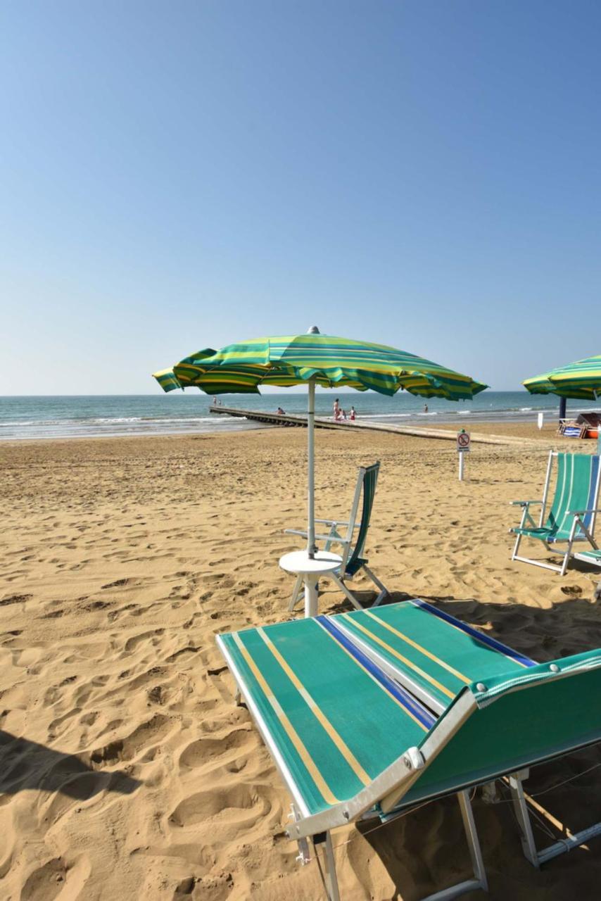 Residence Mariavittoria Lido di Jesolo Esterno foto